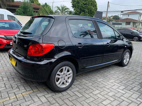 Peugeot 307 2.0 Feline
