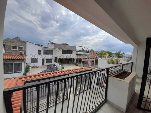 Imagen 30 de 30 de Casa Quinta En Venta En La Urbanización La Rosaleda Zona Este De Barquisimeto Lara, 04245937542 Numero De Contacto Directo, Cerca A La Entrada De Barquisimeto