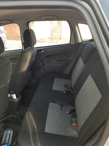 Imagem 8 de 10 de Ford Fiesta 2013 1.6 Se 5p