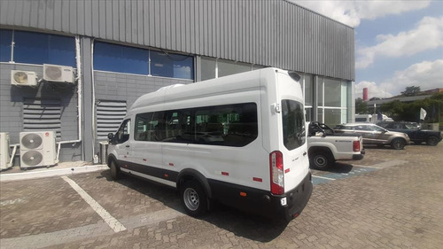 Imagem 2 de 6 de Transit 2.0 Ecoblue Diesel Minibus 17+1 460e Manual