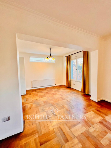 Hermosa Casa En Exclusivo Barrio, Se Arrienda En Ñ...