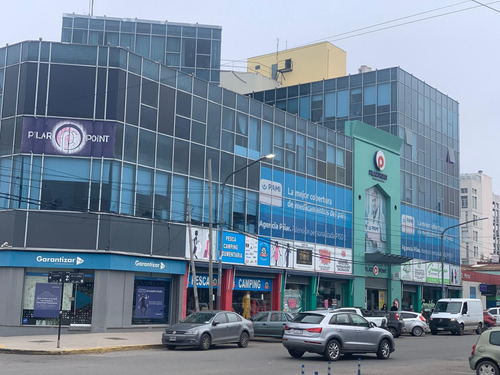 Oportunidad Alquiler Local/stand Comercial En Pilar Point, Pilar Centro