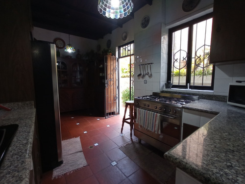 Imagen 9 de 17 de Casa En Venta En Los Palos Grandes (is)