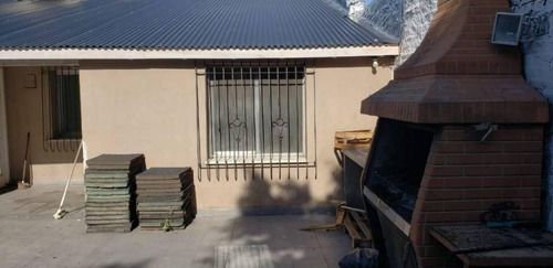 Chalet 5 Ambientes Con Cochera Cubierta Porton Automatizado