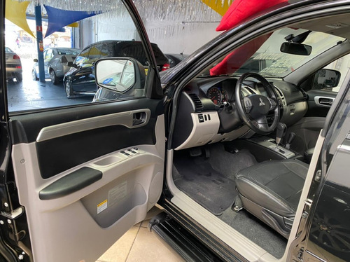 Mitsubishi Pajero Dakar 2013 3.5 Flex 7 Lugares Preto