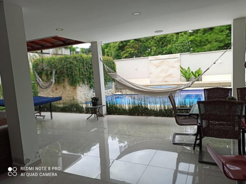 Casa Campestre En Arriendo/venta En Cali Pance