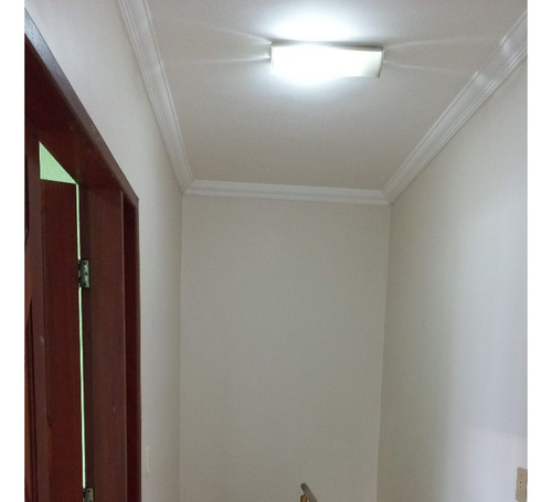 Casa Grande E Espaçosa Com Terraço E Churrasqueira Com Ótima Localização
