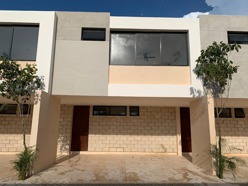 Townhouse De Dos Habitaciones Con Jardín Y Piscina