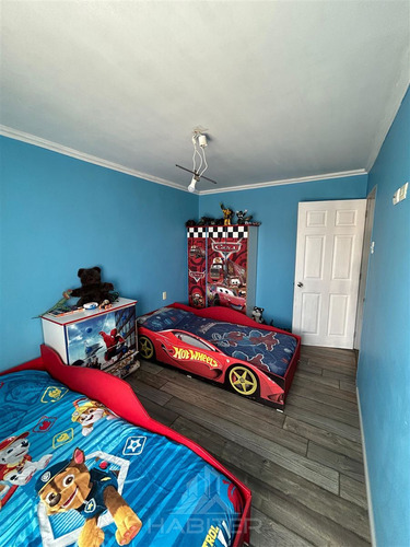 Casa En Venta De 4 Dorm. En Curicó
