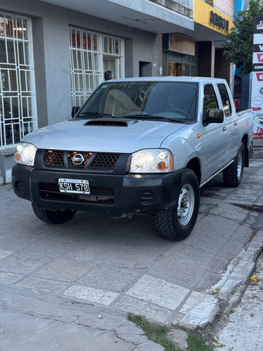 Nissan NP300 2.5 Cabina Doble 133cv 4x2
