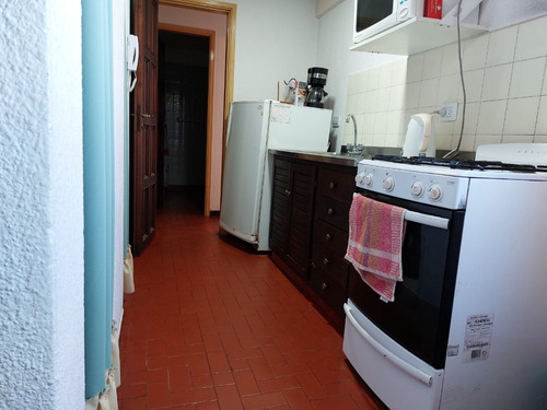 Imagen 15 de 18 de Dos Ambientes A Metros Del Mar Y De La Peatonal, Con Toda La Vista, Edificio Ancla.