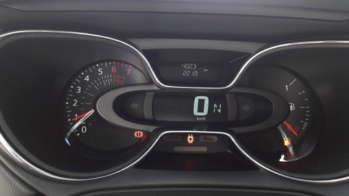 Imagem 8 de 10 de Captur Iconic 1.3 Turbo Flex