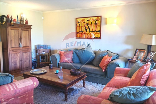 Casa En Venta Camino El Peumo, Hunganal