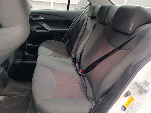 Chevrolet Aveo Hatch 1.5 Ls Ta