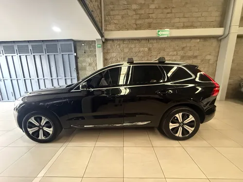 Volvo XC60 2.0 T8 Plus