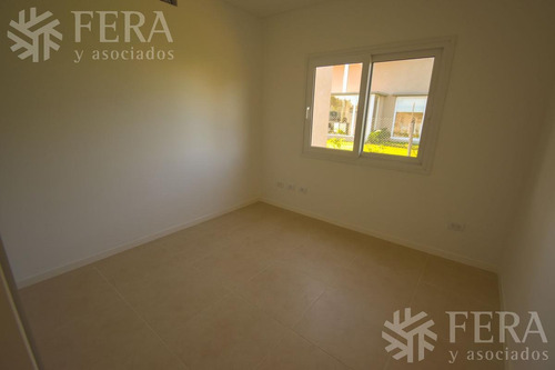 Imagen 8 de 12 de Venta De Casa 3 Ambientes En Fincas De Hudson (24242)