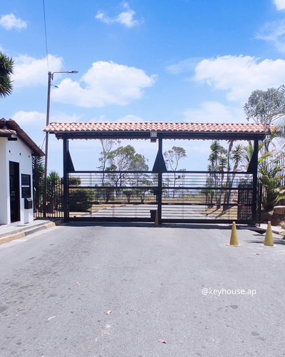 Keyhouse.ap Vende Casa En Urb. Cooperativa Guaicaipuro.