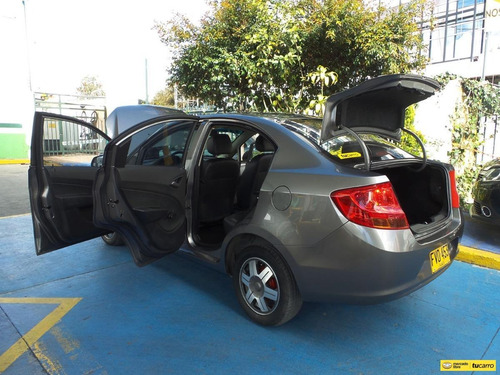 Imagen 10 de 21 de Chevrolet Sail