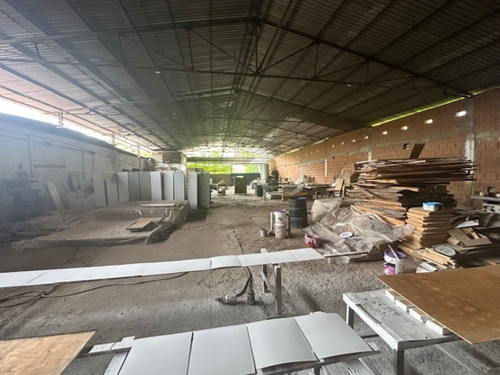 Galpón/venta/guatire/1.200,00 Mts.t-800,00 Mts.c/3b/ref,376.000,00