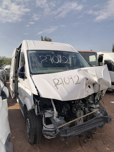 Imagen 1 de 11 de Desarmo Volkswagen Crafter Tdi Año 2020 Solo Por Partes