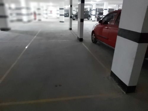Garages Lugar Fijo Edificio Grand Boulevard A Estrenar ,