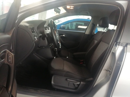 Imagen 8 de 11 de Vw Polo D&sound Aut. 2020