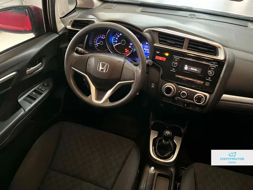 Honda Fit 1.5 LX 6MT HB