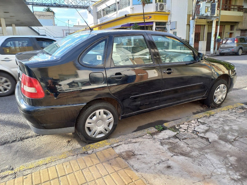 Imagen 5 de 10 de Volkswagen Polo 1.6 Comfortline Gnc 2007