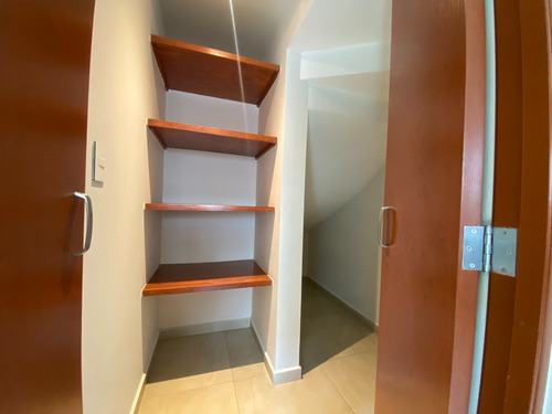 Casa Residencial En Tecamac Ojo De Agua, 3 Recamaras, Alberca Y Parque En Zona De Amenidades, Pequeño Cluster