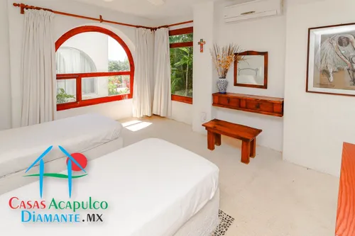 Cad Casa Ticitzin. Copropiedad. Terraza Con Alberca, Camastros Y Con Vista A La Bahía De Acapulco