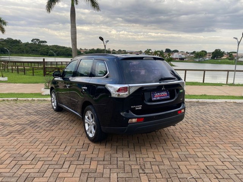 Mitsubishi Outlander Outlander 3.0 GT 4X4 V6 24V GASOLINA 4P AUTOMÁTICO