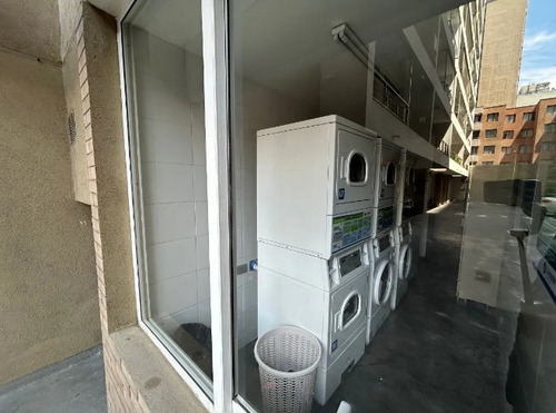 Venta - 1 Dorm. + 1 Baño; Metro Santa Isabel; Lira 570;codjc
