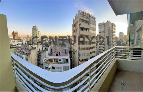 Imagen 2 de 12 de Venta 2 Amb Cochera Las Cañitas Edificio De Categoria