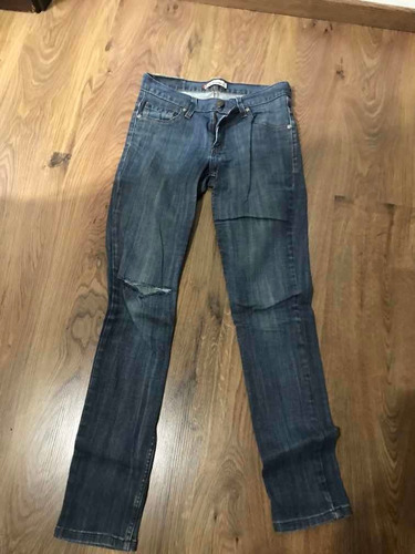 Levis Dama 572