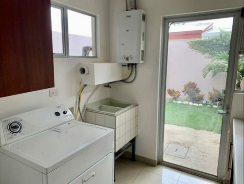 Imagen 8 de 14 de Con 3 Hab 2 Parq Casa En Condominio