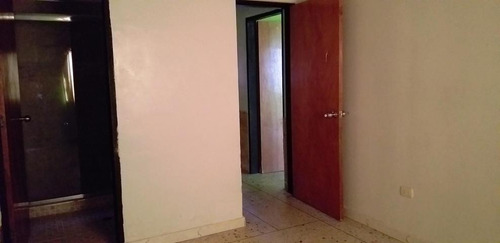 Imagen 4 de 12 de Julio Latouche Vende Casa En San Diego 22-12943