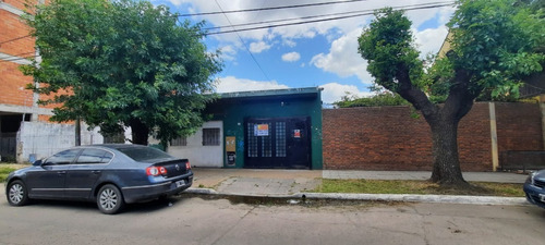 Propiedad En Jose C. Paz Centro Con 5 Departamentos -ideal Constructor