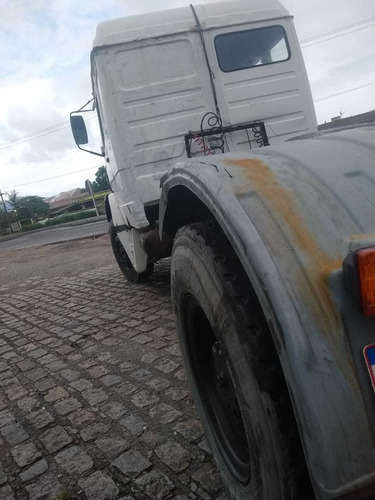 Mercedez Benz