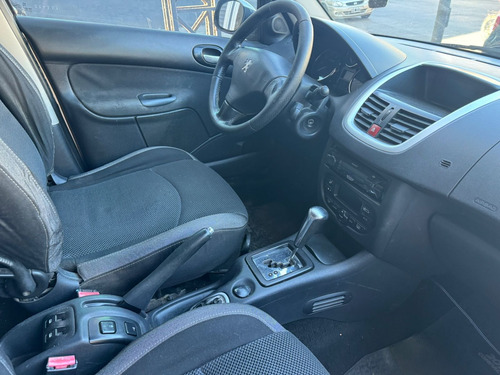 Peugeot 207 1.6 Xt