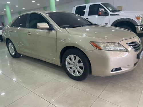 Imagen 3 de 14 de Toyota Camry