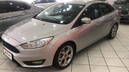 Ford Focus 2.0 Se Plus Fastback 16v Flex 4p Powershift