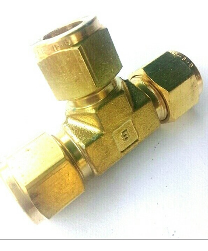 Conector Tee De Bronce 1/2 Od X 1/2 Od X 1/2 Od.  Parker