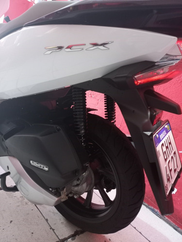 Imagem 14 de 15 de Honda Pcx 150 Dlx 2021 Com Apenas 4196km Super Nova