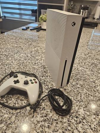 Xbox One S De 1tb Full Juegos 