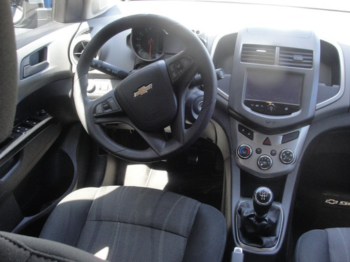 Imagen 11 de 25 de Chevrolet Sonic 1,6 Lt Mt - Unica Mano Año 2016
