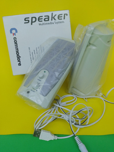 Parlantes Commodore Para Pc Sin Uso Excelente Estado Plateado (Usado)