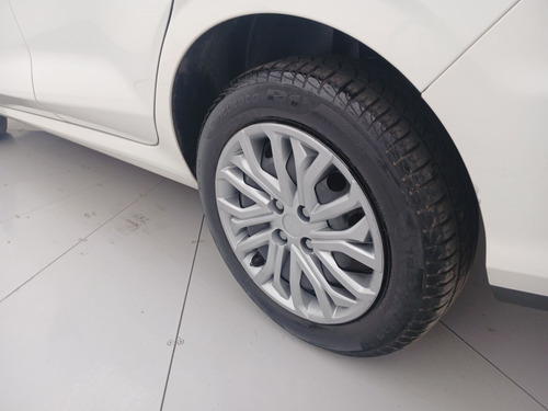 Fiat Cronos 1.3 FIREFLY FLEX DRIVE MANUAL