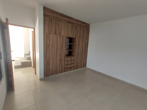 Casa Nueva En Venta En Lomas Tetela, Cuernavaca Morelos.