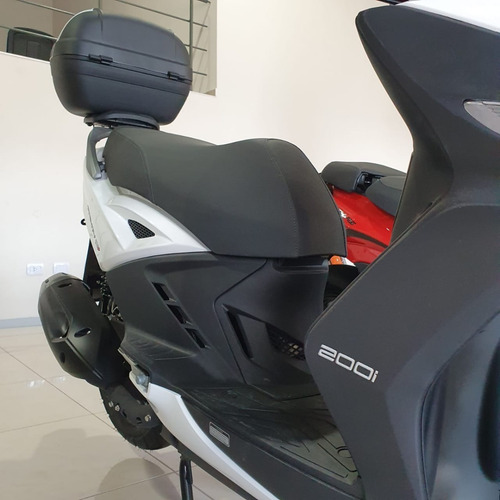 Imagen 11 de 15 de Kymco Agility 200i 16+ 0km 2022 Marrocchi Rosario