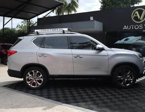 Ssangyong Rexton Supreme